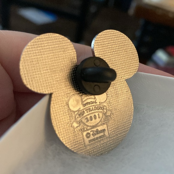 Disney Mickey Trading Pin Stars & Stripes GUC - Picture 4 of 4